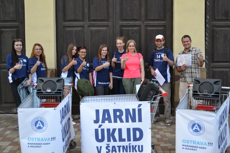 Blíží se Jarní úklid v šatníku