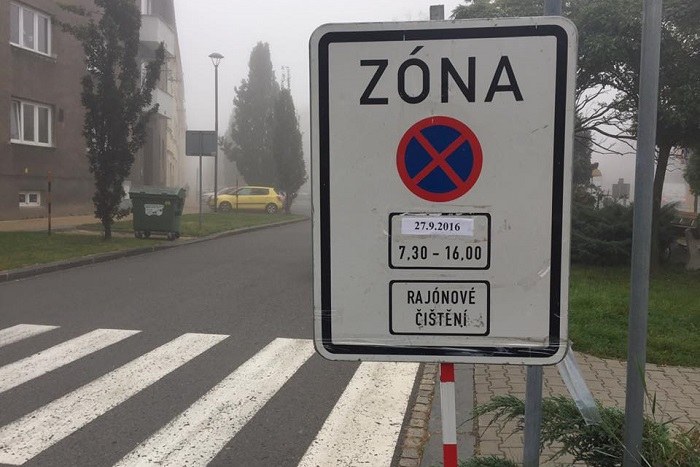 Jarní čištění místních komunikací