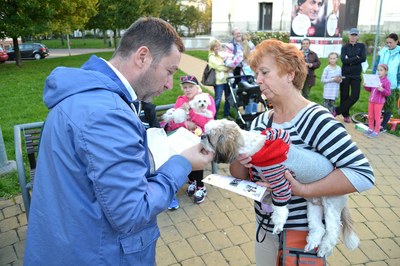 Největšími zvířecími sympaťáky Mariánských Hor a Hulvák jsou Amy a Čak