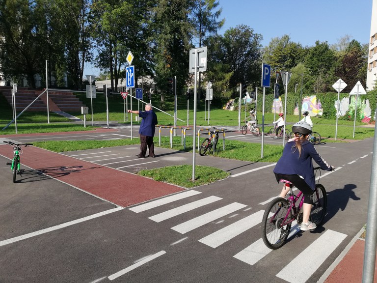 Přijďte si zacvičit a zasportovat na bezpečná hřiště