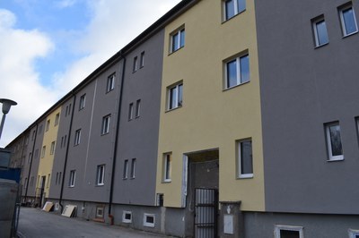 Rekonstrukce bytových domů pokračují