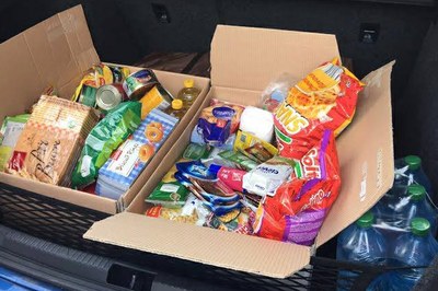 Sbírka potravinové pomoci na radnici v Mariánských Horách