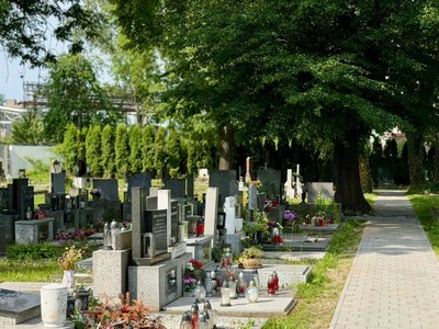 Upozornění – přerušení prací na hřbitově