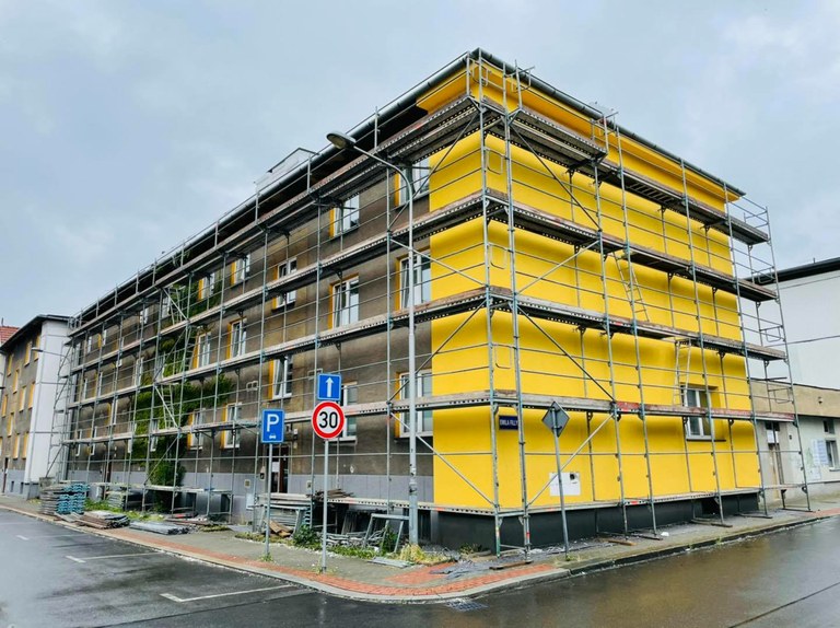V Mariánských Horách a Hulvákách zateplují další bytové domy