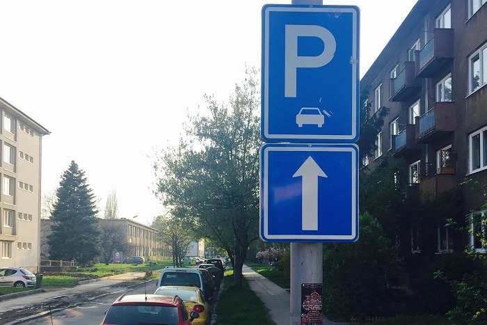 V oblasti ulic Fráni Šrámka a Zelené bude zavedeno tzv. rezidenční parkování
