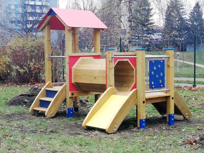 Zahradu Jesliček ozdobily nové herní prvky